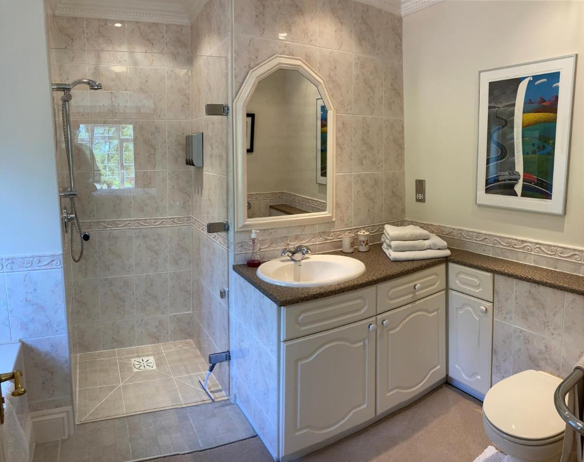 Exclusive 2 Bedroom Apartment With Summer House And Hot Tub Daventry Extérieur photo