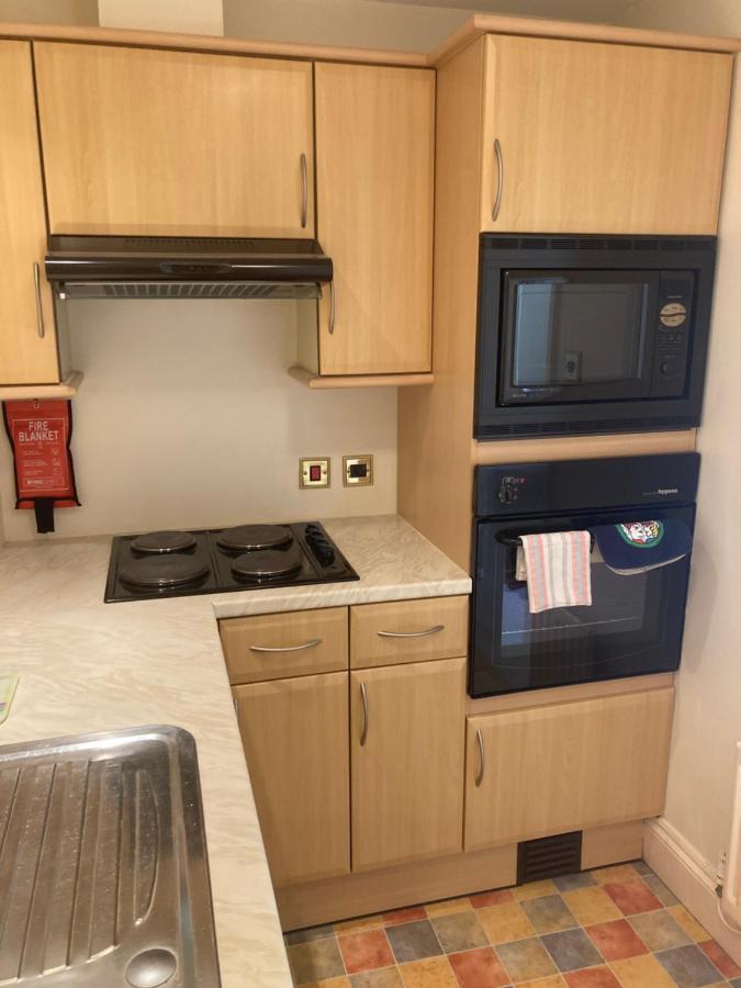 Exclusive 2 Bedroom Apartment With Summer House And Hot Tub Daventry Extérieur photo